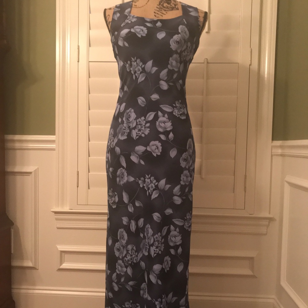 Navy & Periwinkle Sleeveless Dress. Size 5/6.